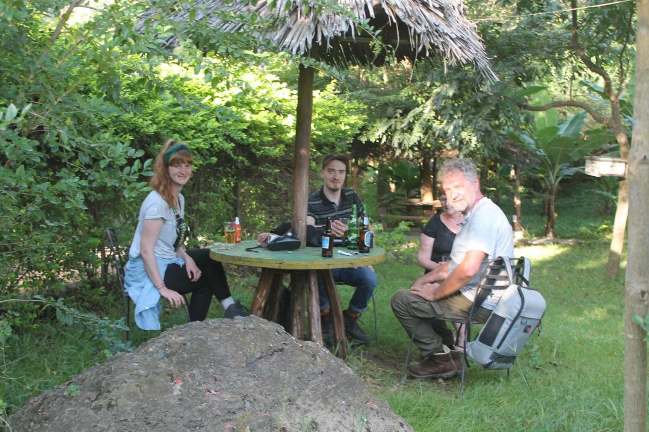 Shamba Hostel Usa River 외부 사진